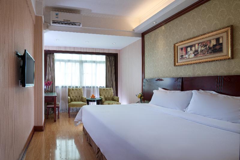 Vienna Hotel Shenzhen Railway Station Екстериор снимка